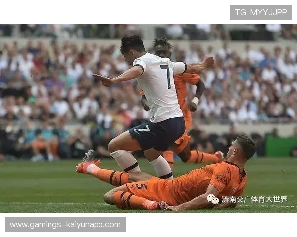 热刺前锋反越位破门，精彩跑位让人拍案叫绝