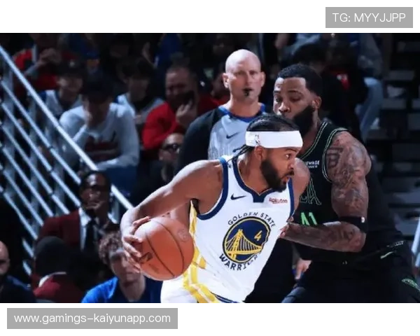 穆迪外线连续命中成为亮点